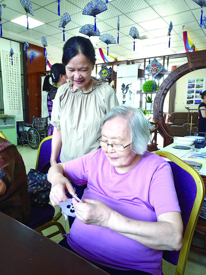 聂春香：上榜全国 “敬老爱老助老模范人物”