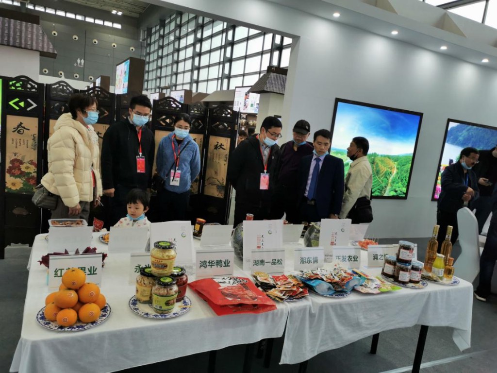 中部农博会 我区涉农企业农情万缕 品牌蝶变助农