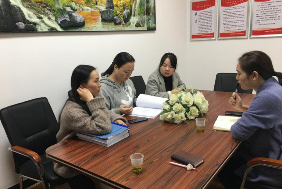 建宁街道对社区进行人社工作专项督查