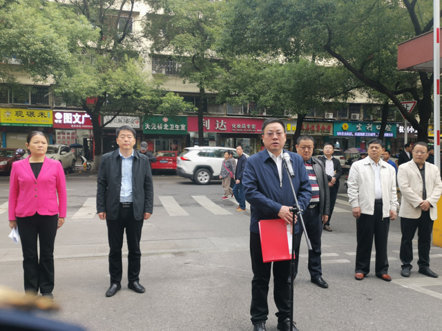 株洲市交通运输综合行政执法支队举行队训仪式（图）