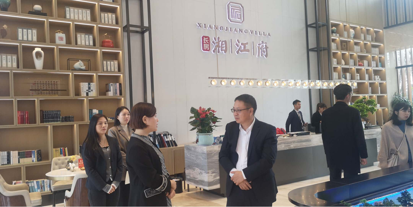 区人民政府副区长蔡滔开展温暖企业“四联”行动
