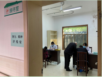 芦淞区开展违规持证清理暨第三代（智能卡）残疾人证换发集中评残活动