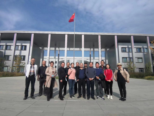 重温西柏坡精神不忘合作初心 ——天元区工商联组织民营企业家赴河北考察学习