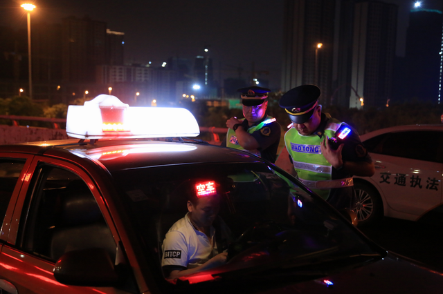 株洲交通运输执法管理体制新格局全面形成——写在株洲市交通运输综合行政执法支队成立一百天（图）