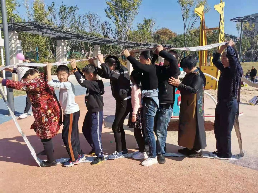 桂花街道开展“快乐齐上阵”爱心续航活动