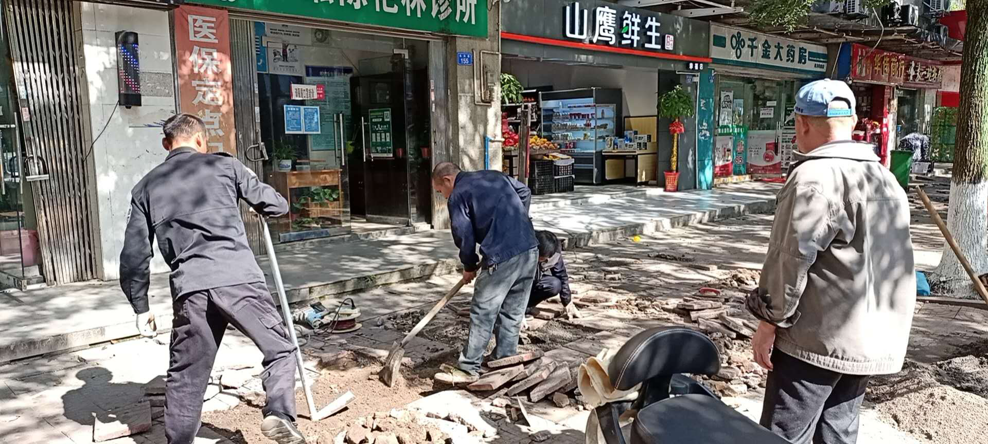 群众利益无小事，为民服务解民忧