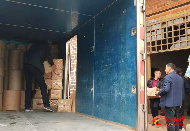 茶陵县重拳捣毁非法存储烟花爆竹窝点