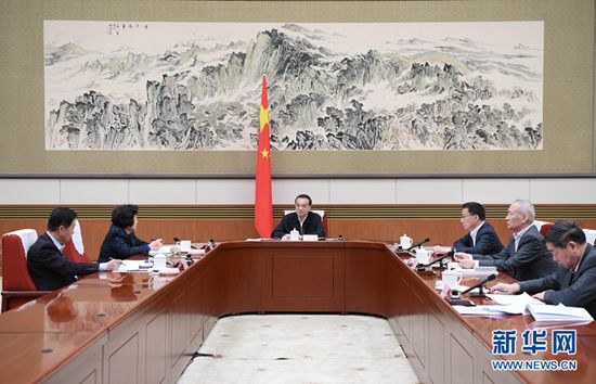 李克强主持召开国家科技领导小组会议强调 切实强化基础研究 持续推动应用创新 贯彻新发展理念 建设创新型国家 韩正出席