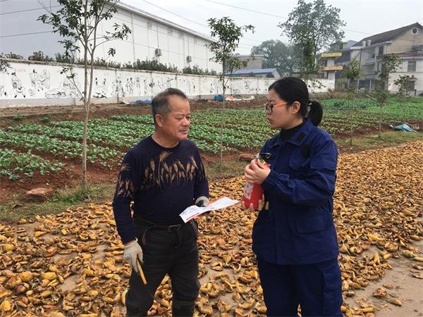 攸县消防救援大队组织消防志愿队开展消防宣传“进农村”活动