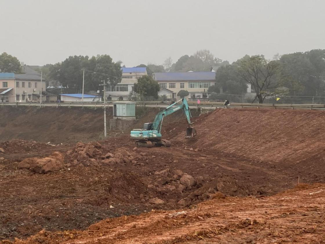 渌口区水利局强力推进冬修水利建设