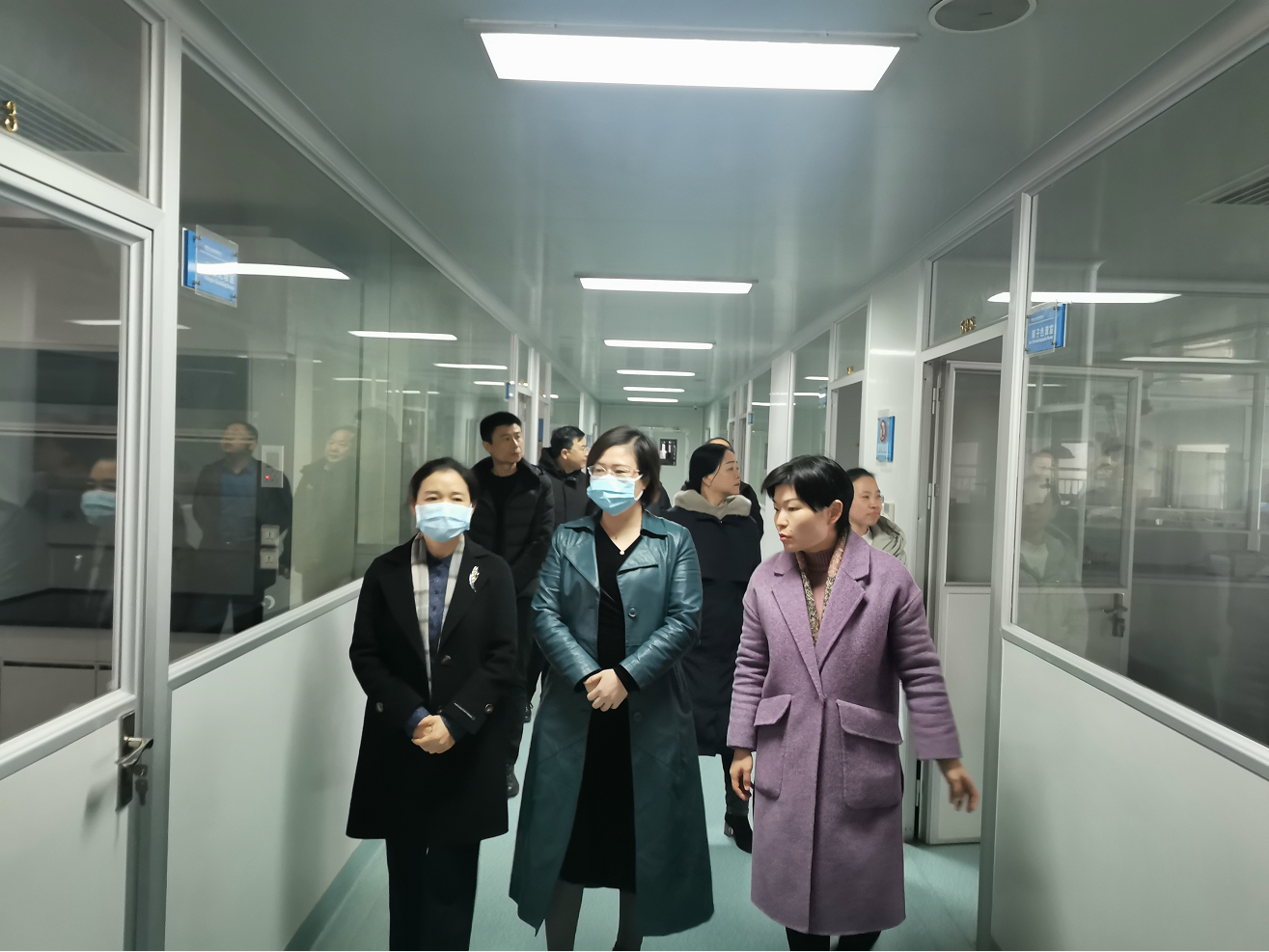 区人民政府副区长蔡滔参加卫健实地调研和务虚座谈