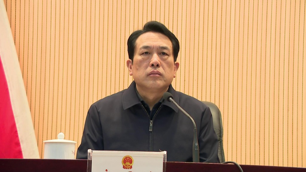 攸县第十七届人大常委会召开第三十五次会议　决定李鹏程同志为攸县人民政府代理县长