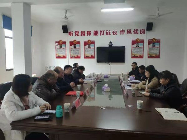 市审计局领导带支部联基层来到石峰区、云龙示范区