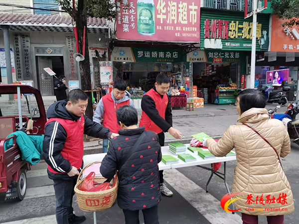 界首镇开展毒蘑菇防控专项宣传活动