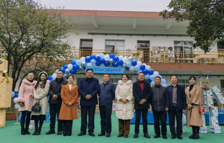 西藏自治区山南市扎囊县副县长率团到荷塘区考察学习