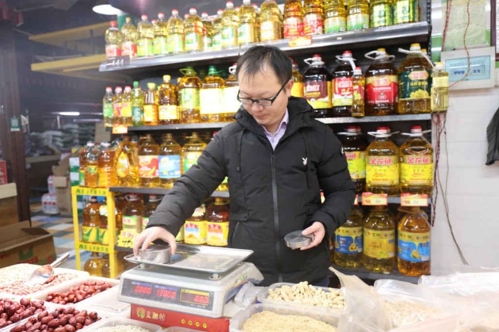 株洲市市场监管局开展消费品质量安全进社区、进校园、进乡镇活动