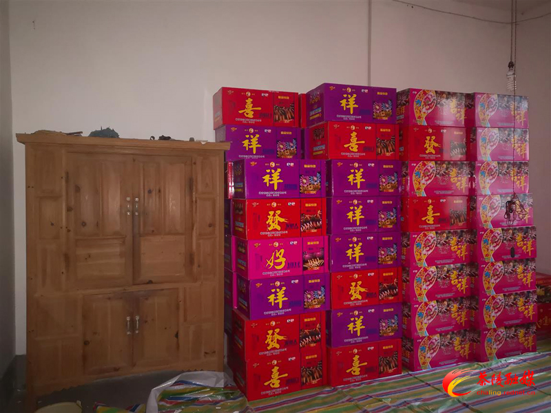 “铁腕”打非，严守岁末烟花爆竹安全关