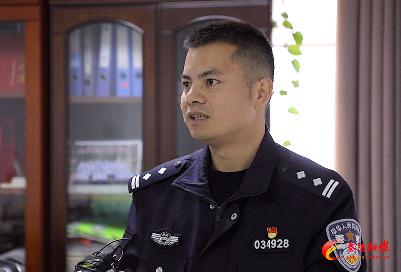 【一线政法干警风采录】贺龙军：法规存与心 平安同与行