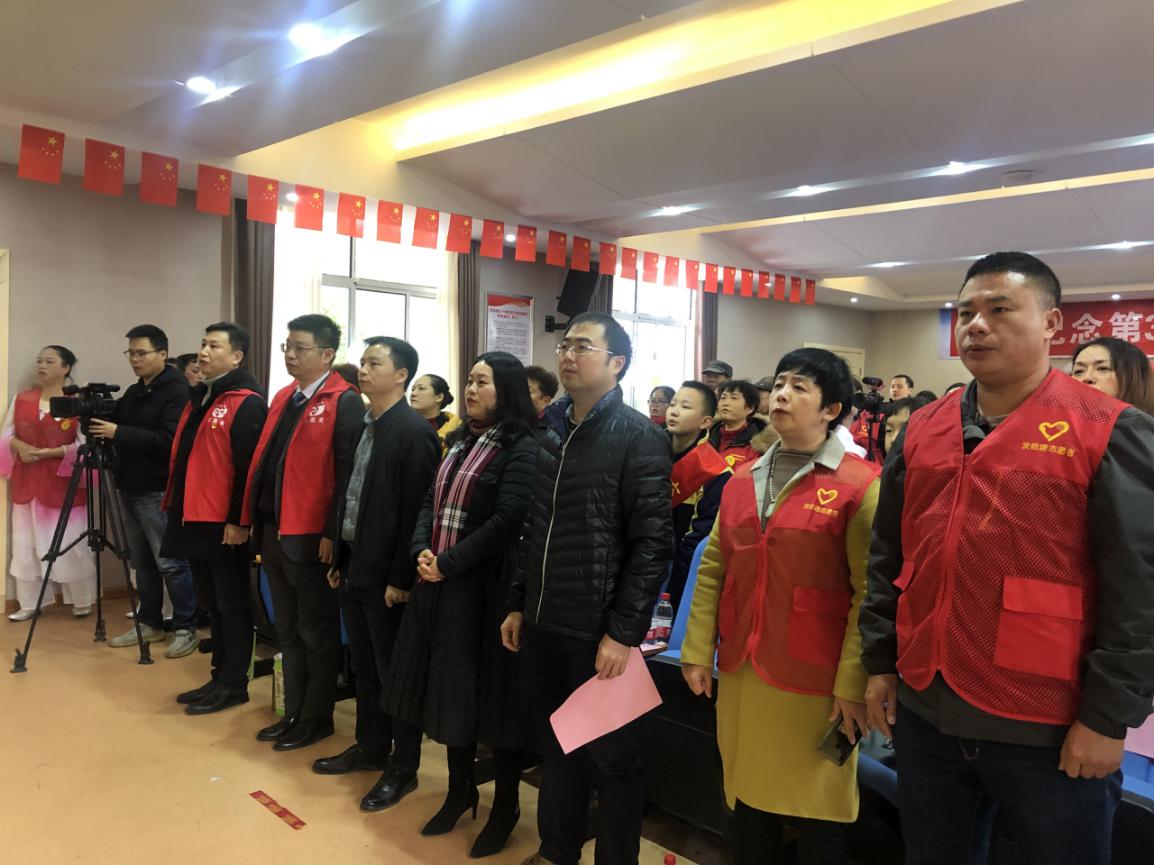 茨菇塘街道组织开展"参与志愿服务，奉献你我爱心"志愿者团建活动