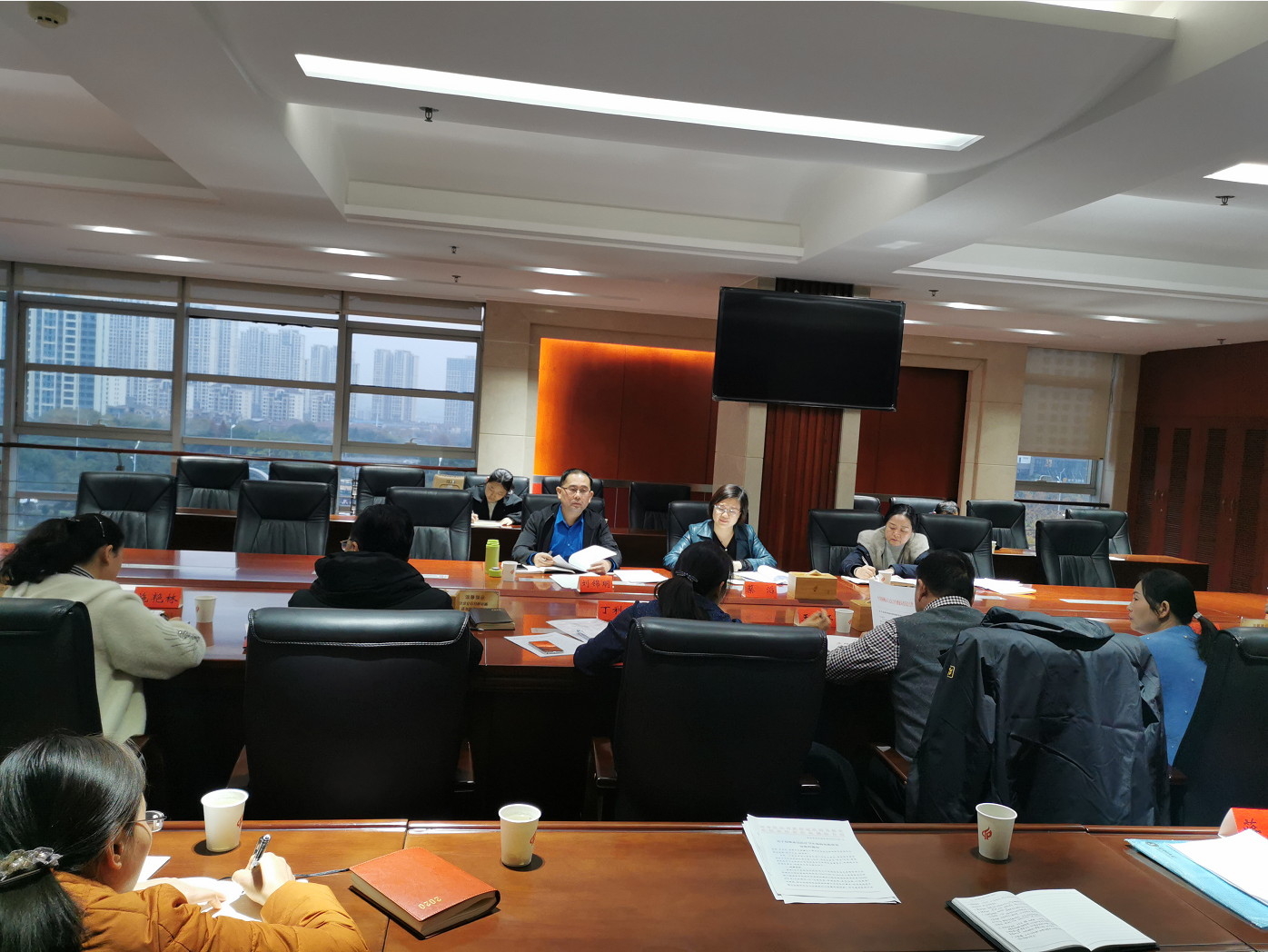 区人民政府副区长蔡滔参加卫健实地调研和务虚座谈