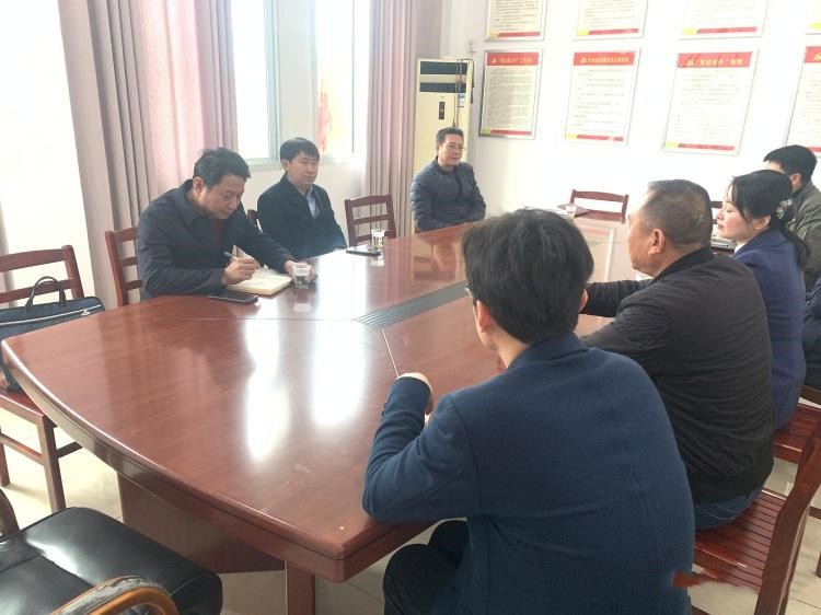 县领导到春联街道调研指导村（社区）“两委”换届选举工作
