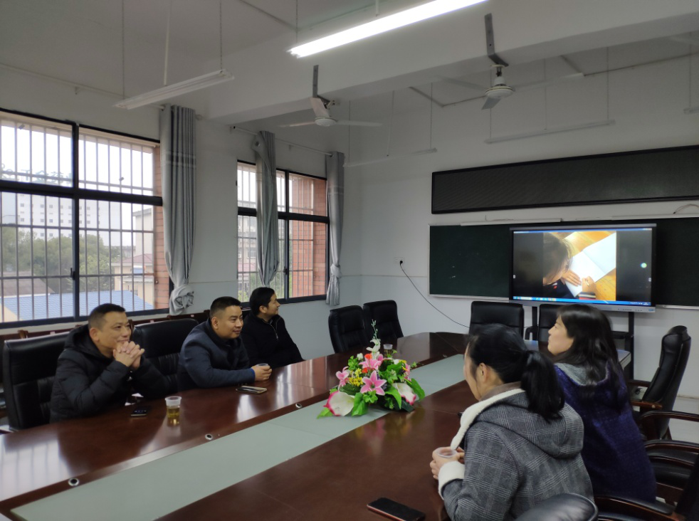 区领导到金山小学调研