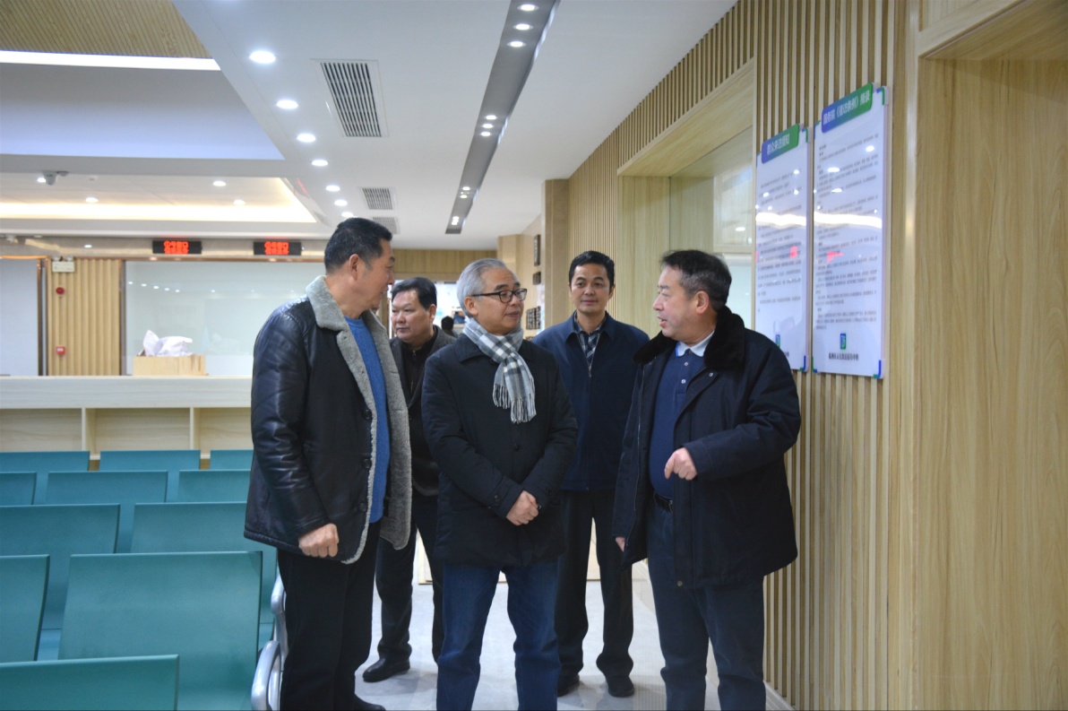彭建忠到市信访局调研信访工作