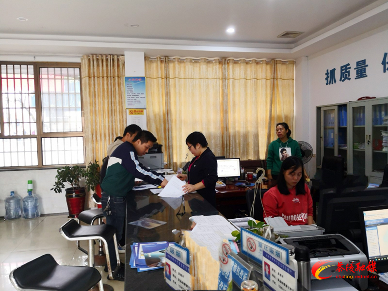 茶陵县市场监督管理局云阳所设立“一件事一次办”试点窗口