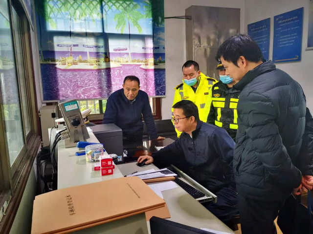 省厅督查组来我市督查交通运输安全生产和疫情防控工作