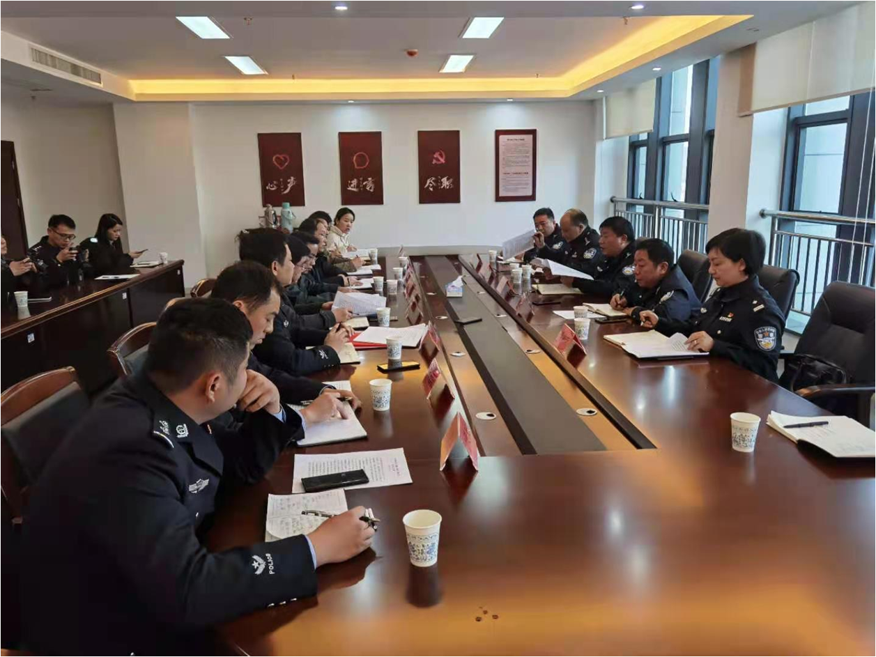 区人民政府副区长、公安天元分局局长张伟文到群丰镇调研公安、信访、禁毒等相关工作