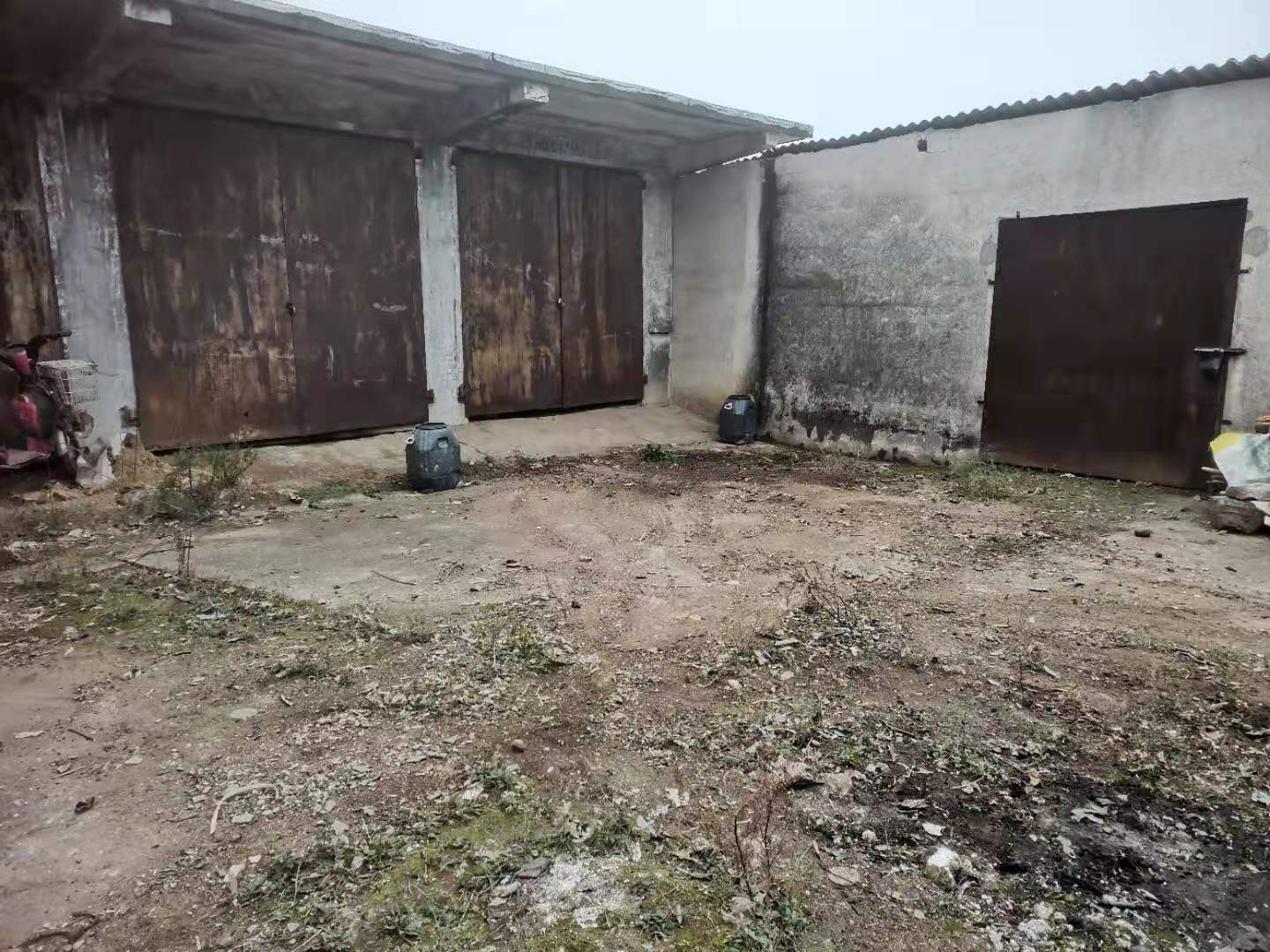 宋家桥街道全面清理小区内垃圾死角