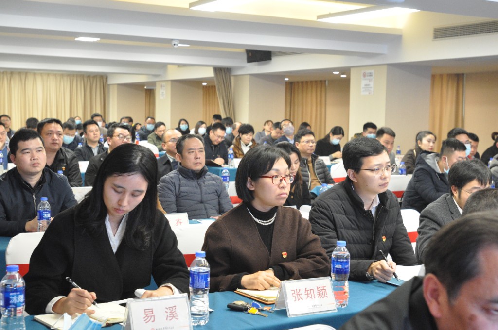 市国资委举行首期“企业青年高层次人才训练营”开班仪式