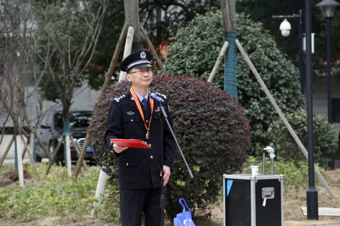【庆祝警察节】茶陵县公安局举行升警旗仪式
