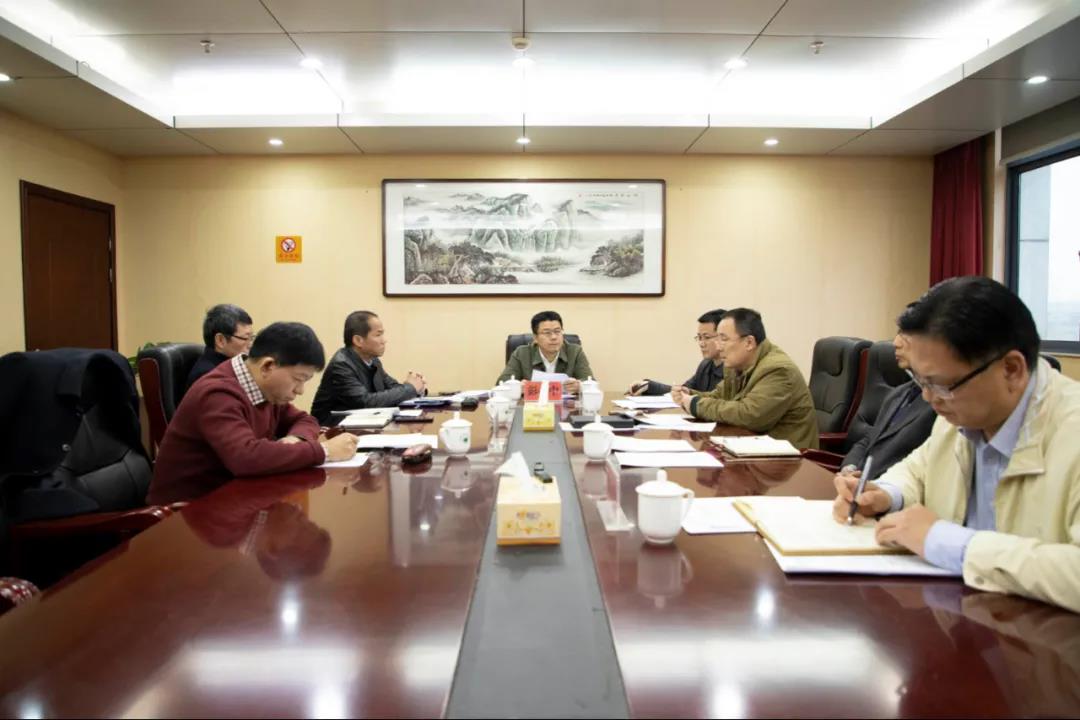 强化党建 打造铁军