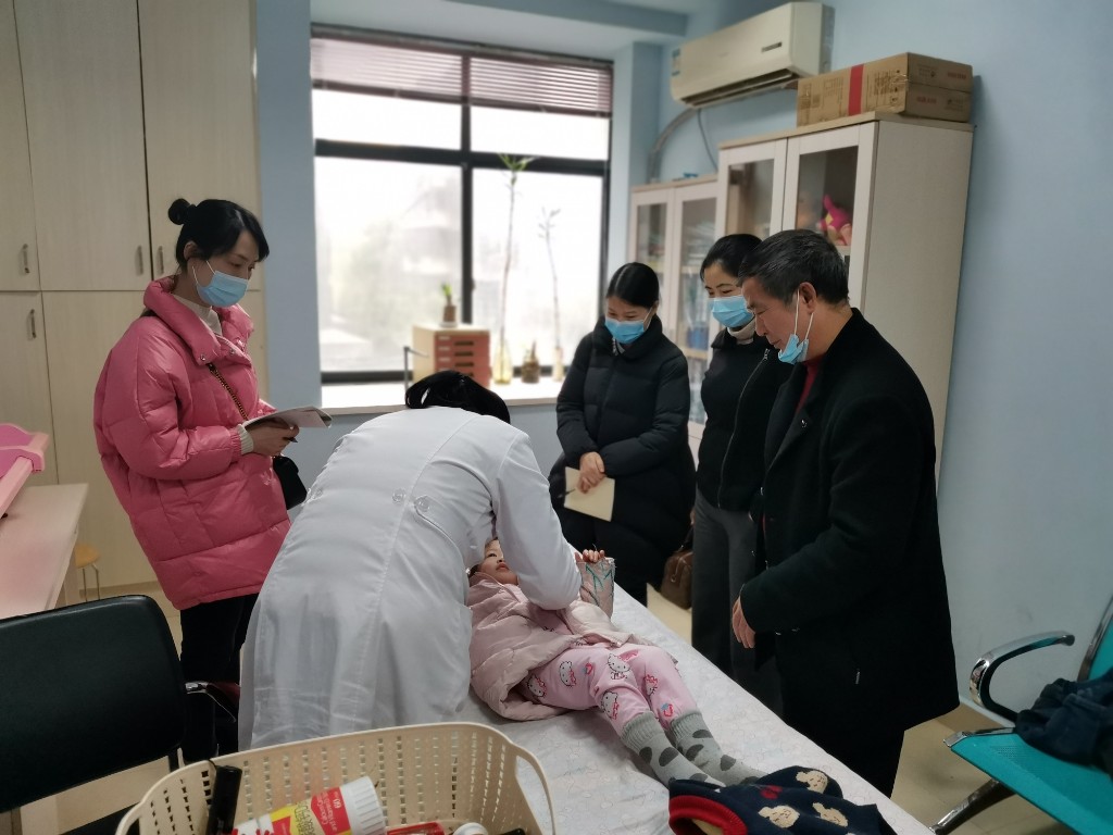 省妇幼保健院专家到荷塘区开展儿童营养与健康监测项目质控