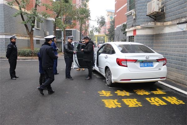 攸县大队联合多部门开展打通“生命通道”专项整治行动