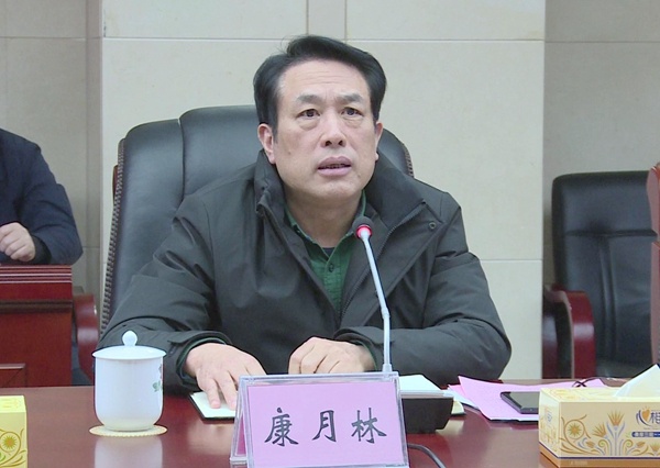 县委书记康月林会见华润水泥控股有限公司总裁纪友红一行