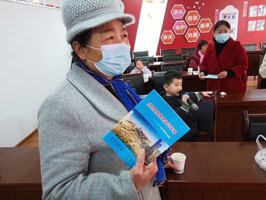 明照街道全力开展应急安全宣传活动