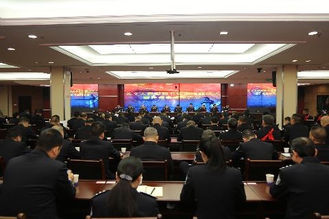 市公安局举行首个中国人民警察节庆祝活动