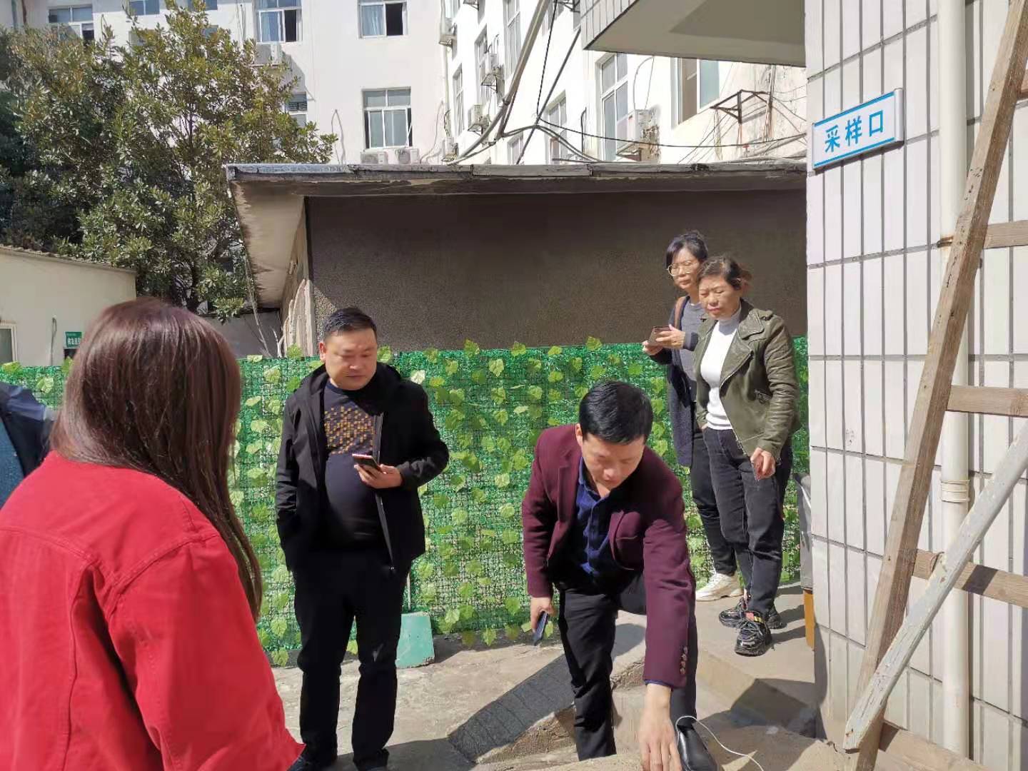 株洲市生态环境荷塘分局检查重点企业废水处理设施运行情况