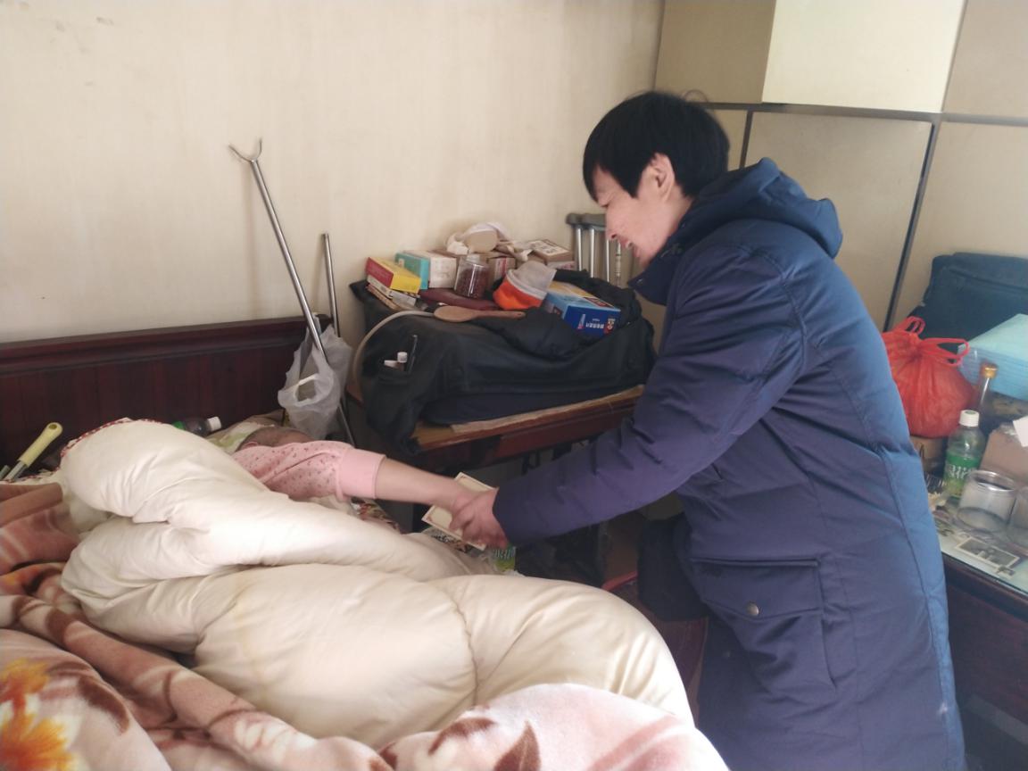 株洲市生态环境局妇联走访慰问困难群众，真情满满暖人心