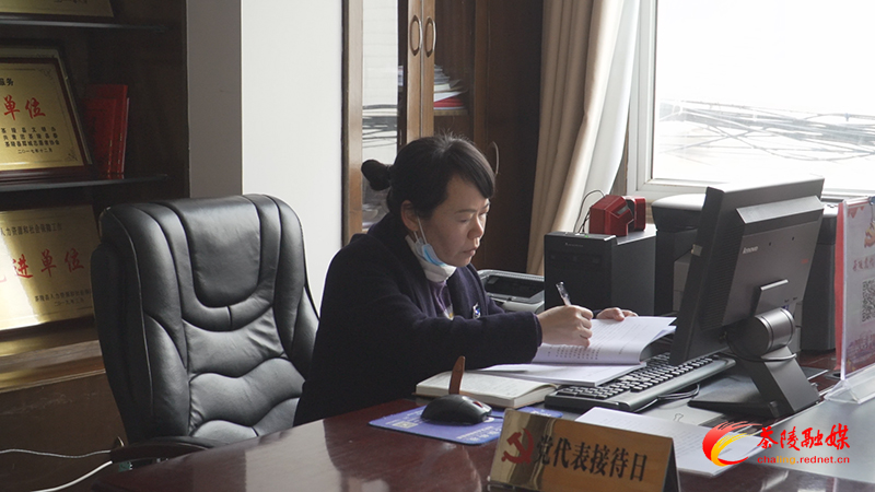 【代表风采】谭芙妮：积极履职 做群众的“贴心人”