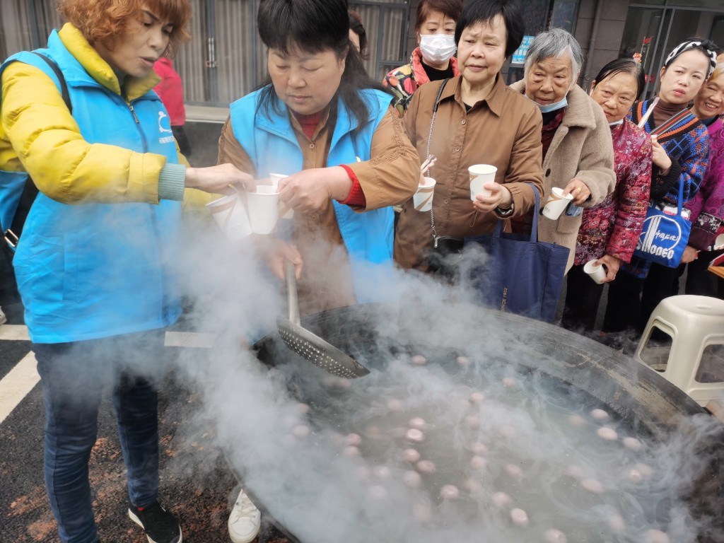 宋家桥街道开展“迎元宵·送温暖”志愿服务活动