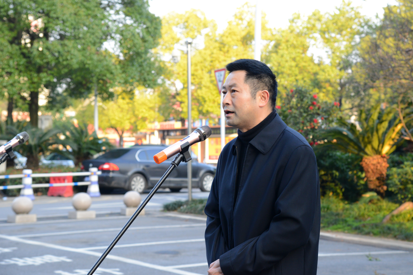 市住建局（人防办）举行新春升国旗仪式