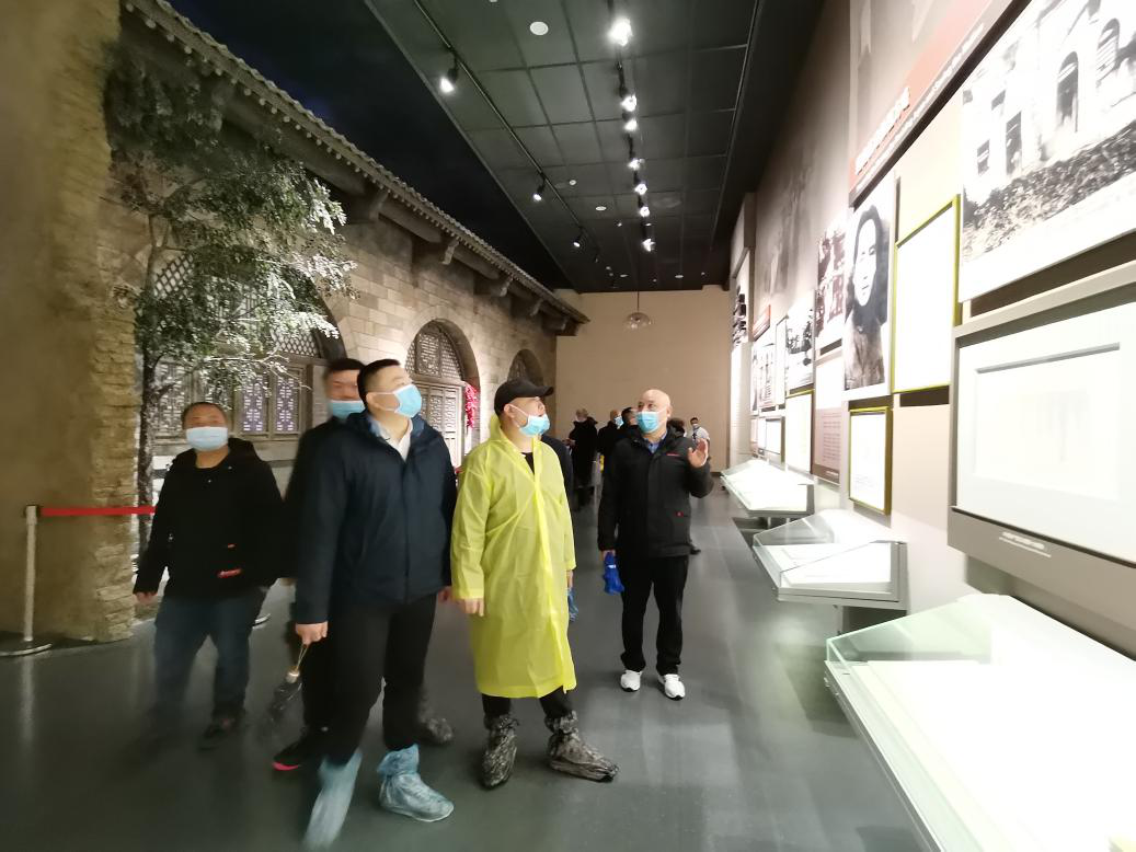 党群融合出新意 党建工会聚人心—区征地协调中心赴韶山开展2021年第一个主题党日暨工会活动