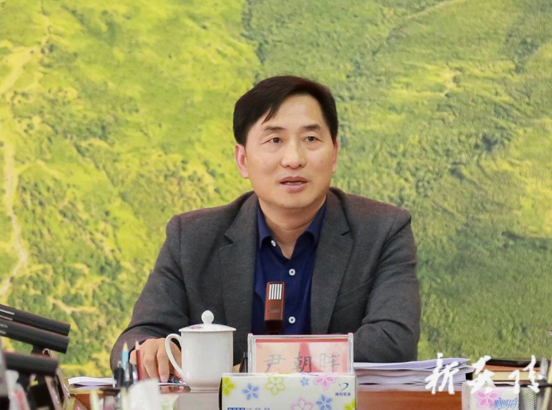县委常委会召开会议 传达学习习近平总书记近期重要讲话精神