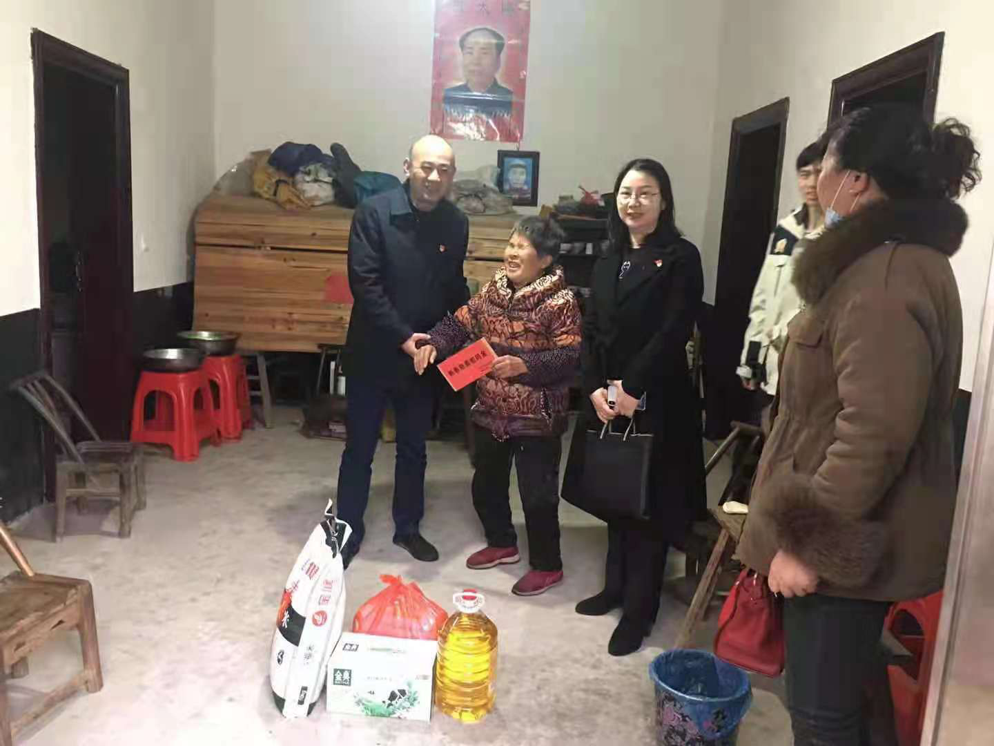 就地过年，新区留守老人、儿童有保障