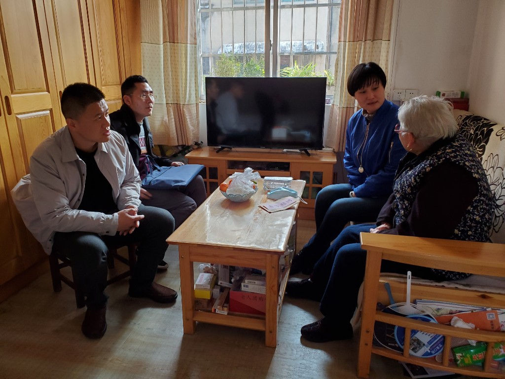 桂花街道开展春节走访慰问困难党员、老党员、老干部活动