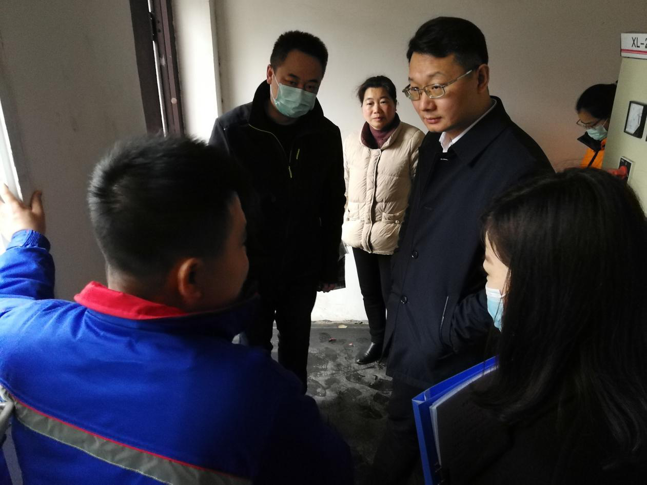 区委宣传部一行到宋家桥街道督查企业安全生产情况