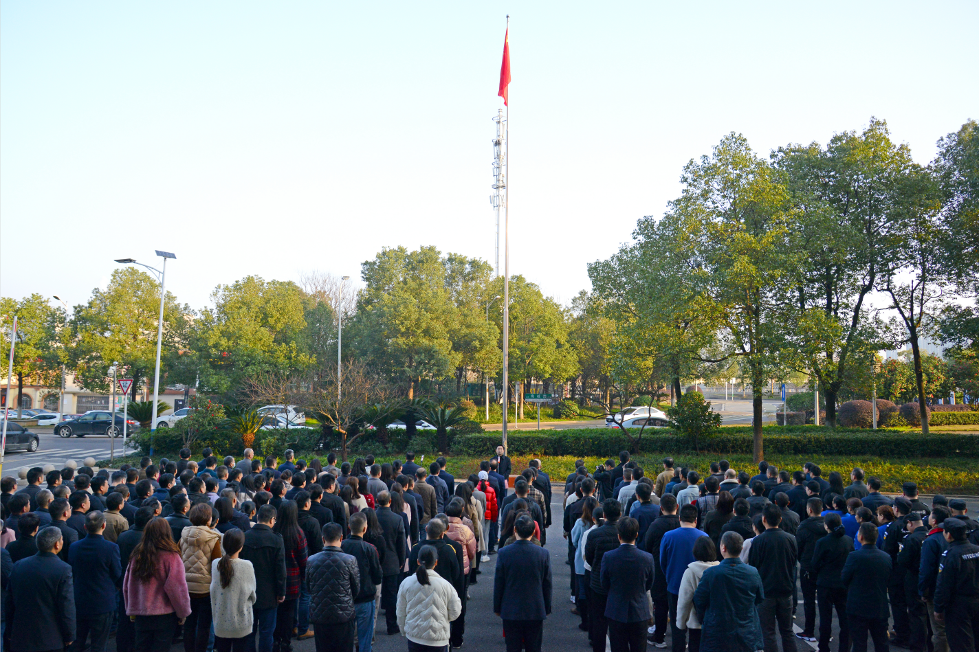 市住建局（人防办）举行新春升国旗仪式